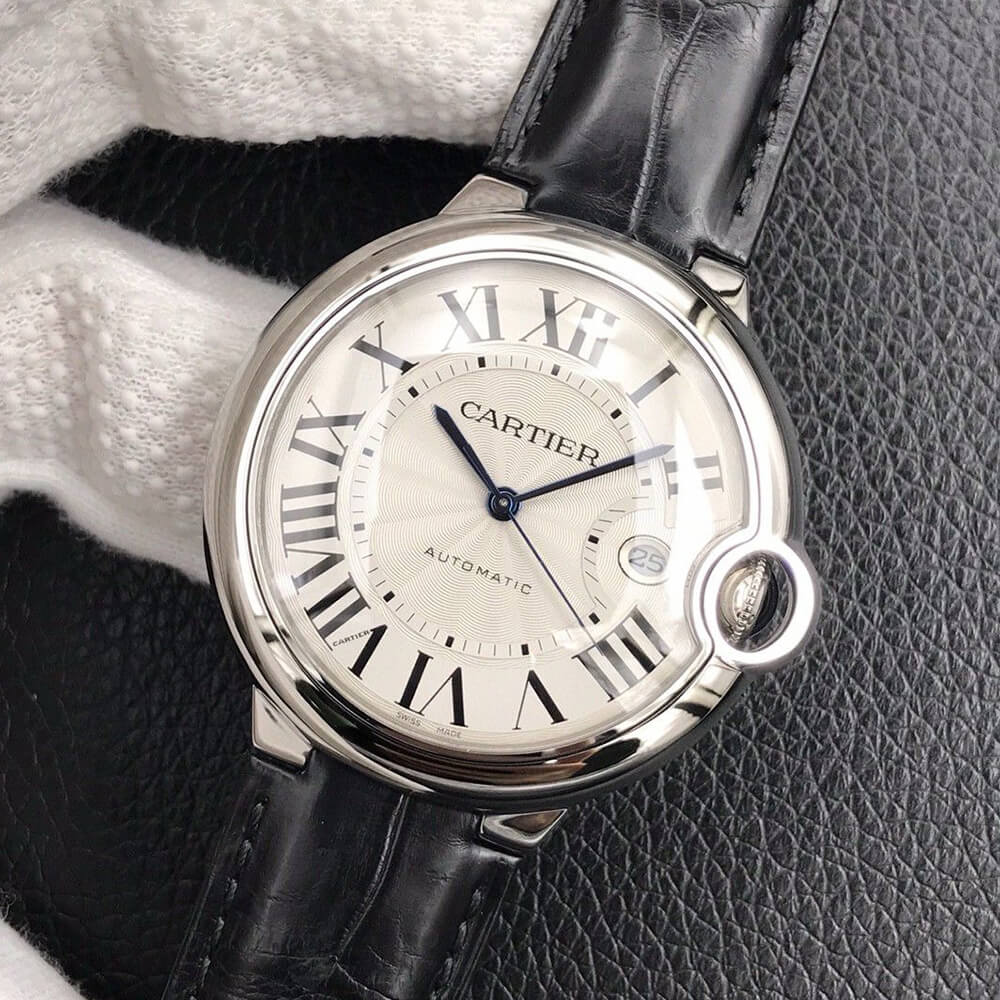 Ca*t1er 42mm ballon bleu de Ca*t1er watch
