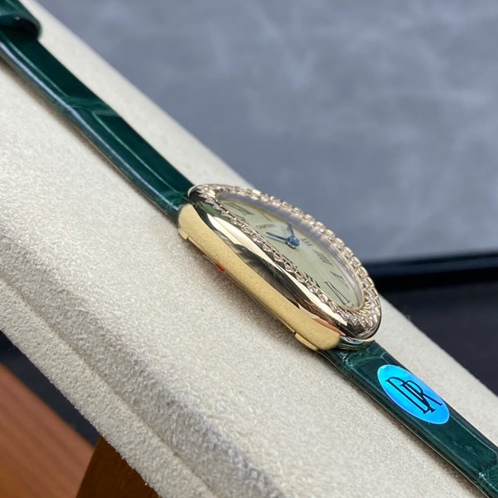 Ca*t1er small baignoire watch