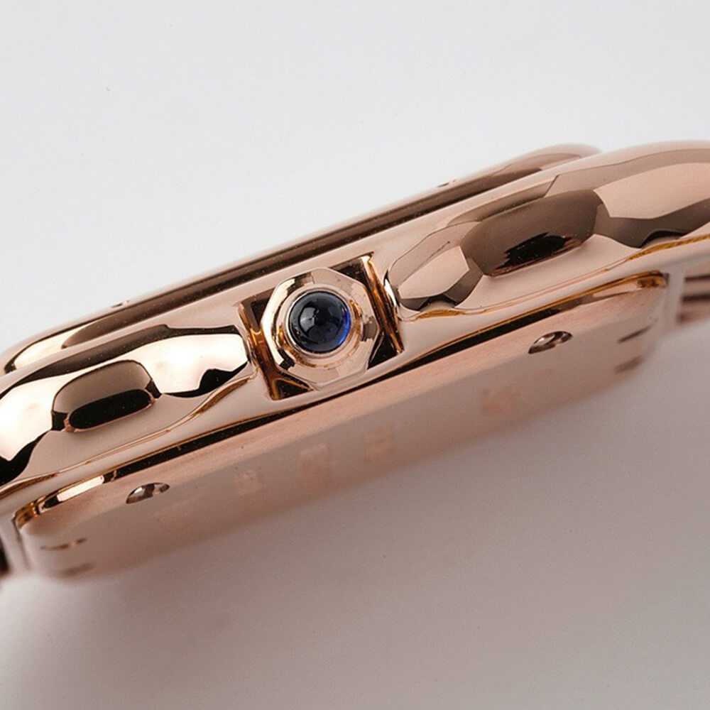 Ca*t1er medium panthere de Ca*t1er watch