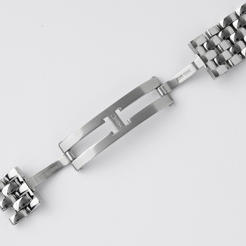 Ca*t1er medium panthere de Ca*t1er watch