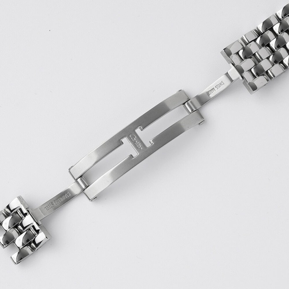 Ca*t1er medium panthere de Ca*t1er watch