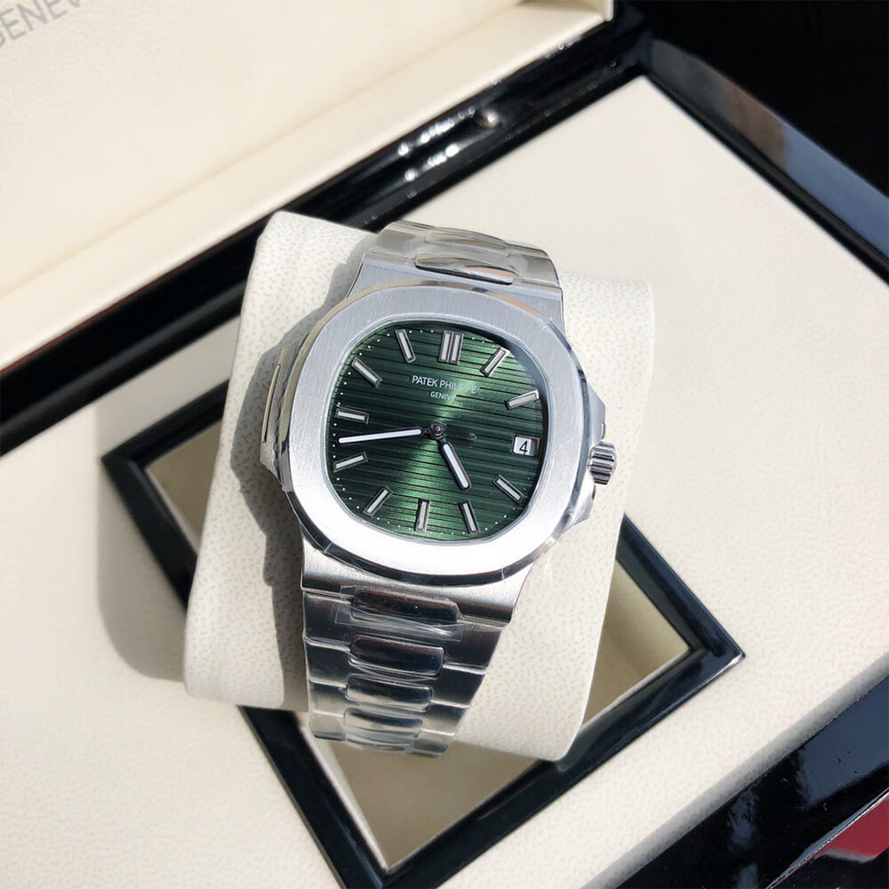 Pat*k Phi1i*pe nautilus 5711/1a