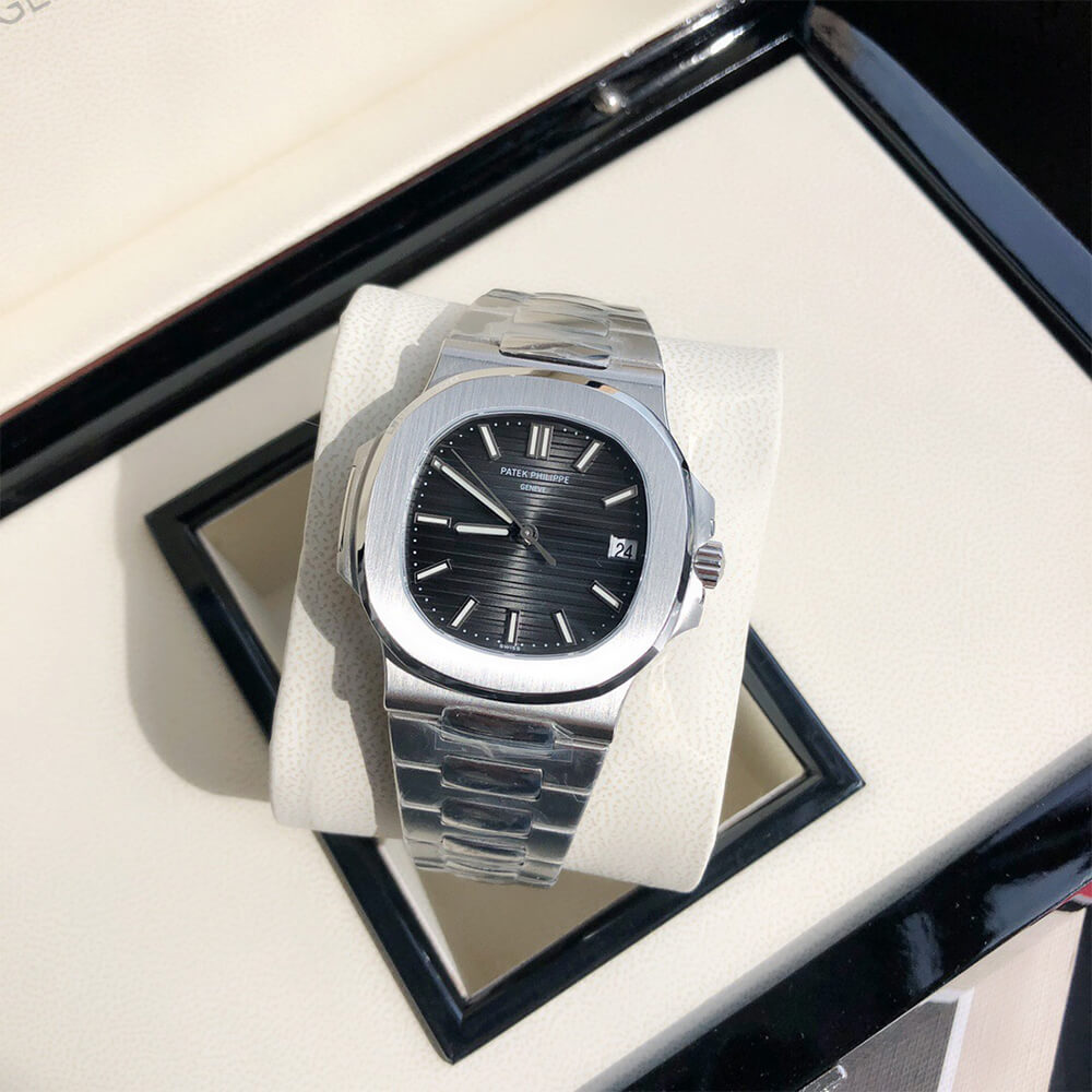 Pat*k Phi1i*pe nautilus 5711/1a
