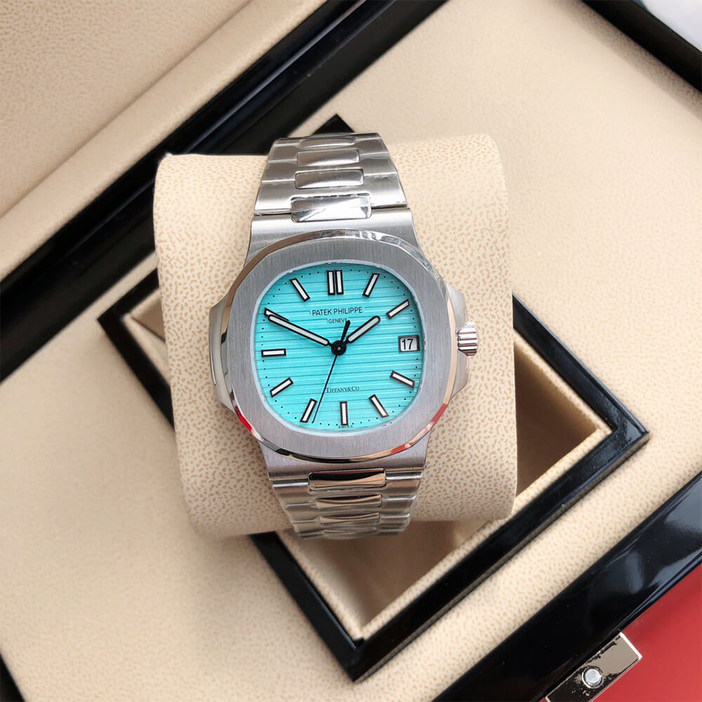 Pat*k Phi1i*pe nautilus 5711/1a
