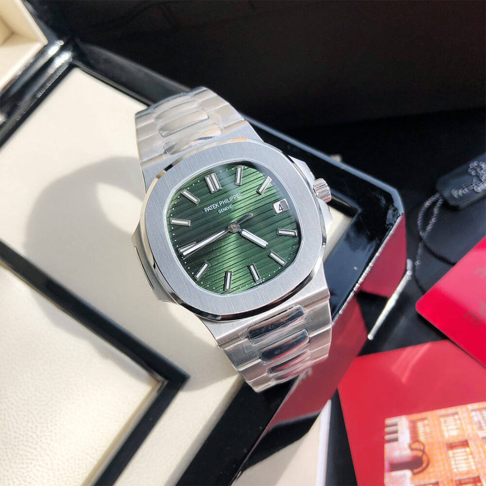 Pat*k Phi1i*pe nautilus 5711/1a