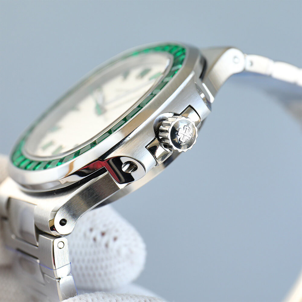 Pat*k Phi1i*pe nautilus 5711/1a