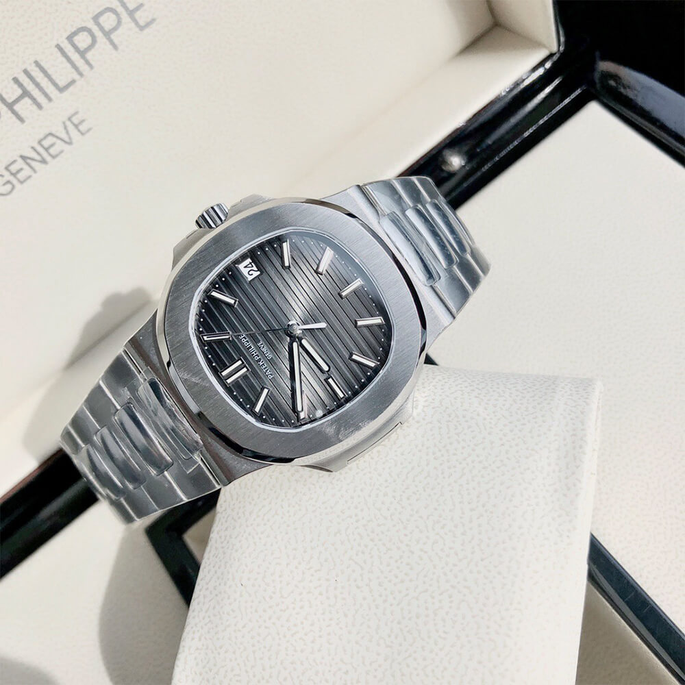 Pat*k Phi1i*pe nautilus 5711/1a
