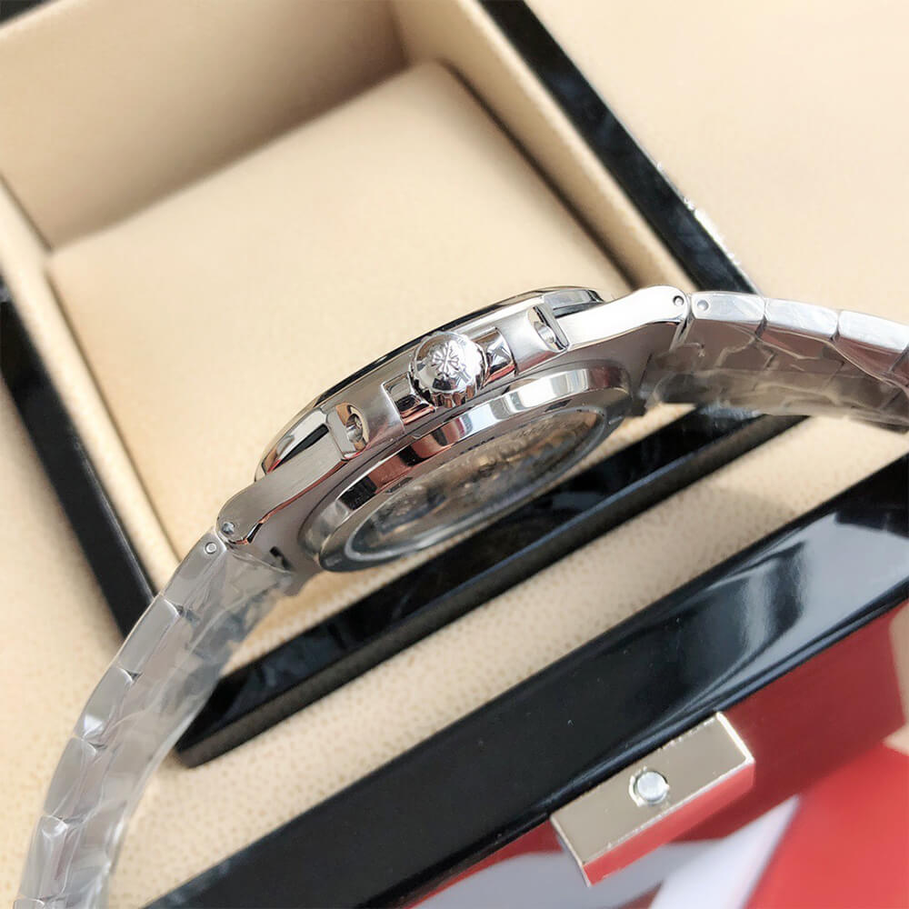 Pat*k Phi1i*pe nautilus 5711/1a