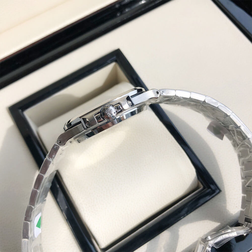 Pat*k Phi1i*pe nautilus 5711/1a