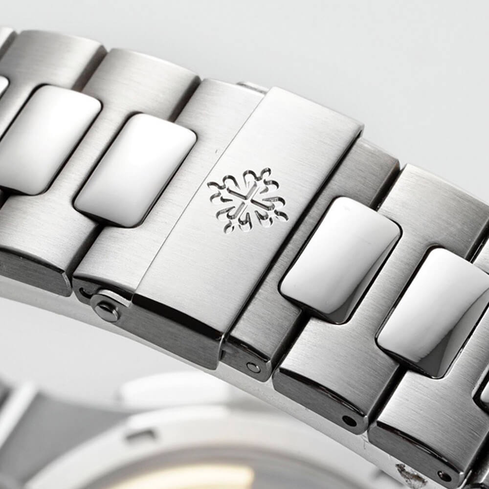 Pat*k Phi1i*pe nautilus 5990/1a