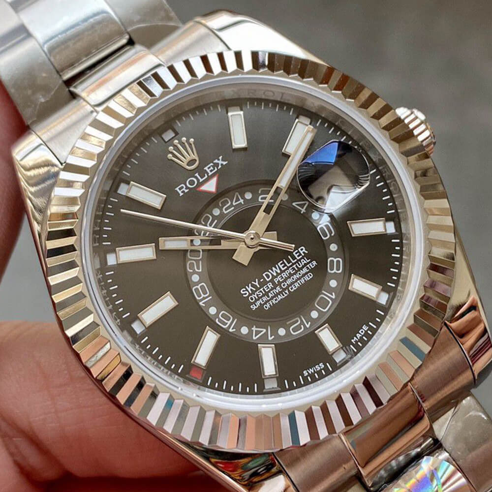 R01ex sky-dweller