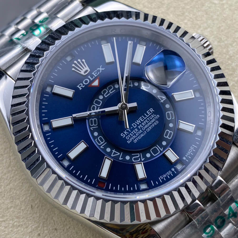 R01ex sky-dweller