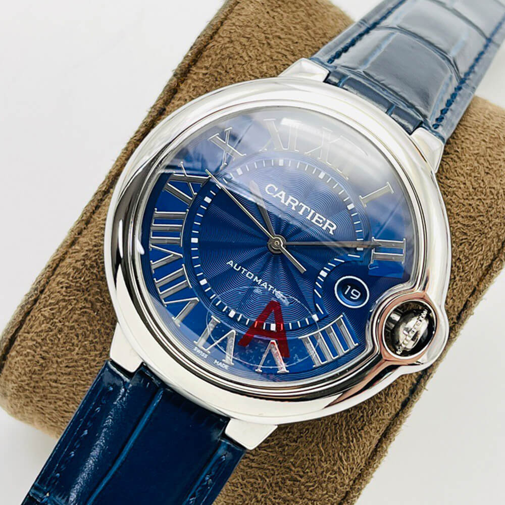 Ca*t1er 42mm ballon bleu de Ca*t1er watch