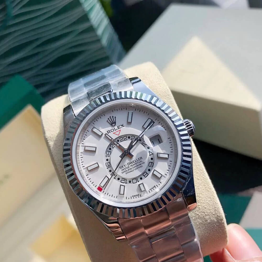 R01ex sky-dweller