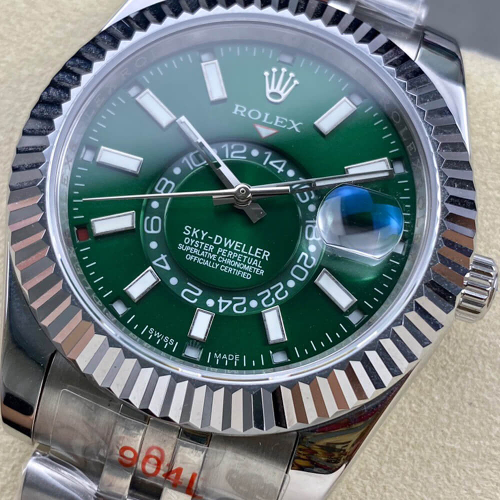 R01ex sky-dweller