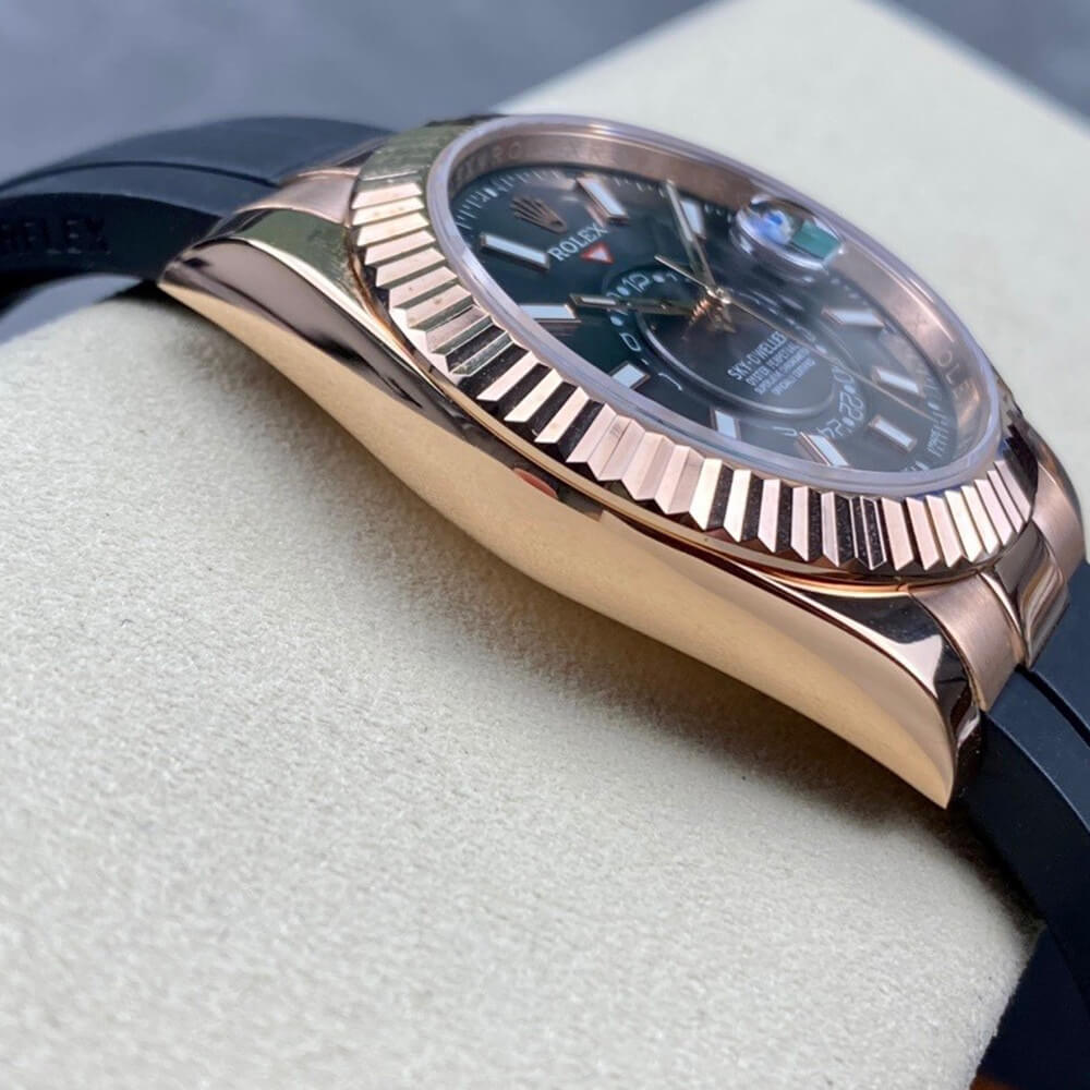 R01ex sky-dweller