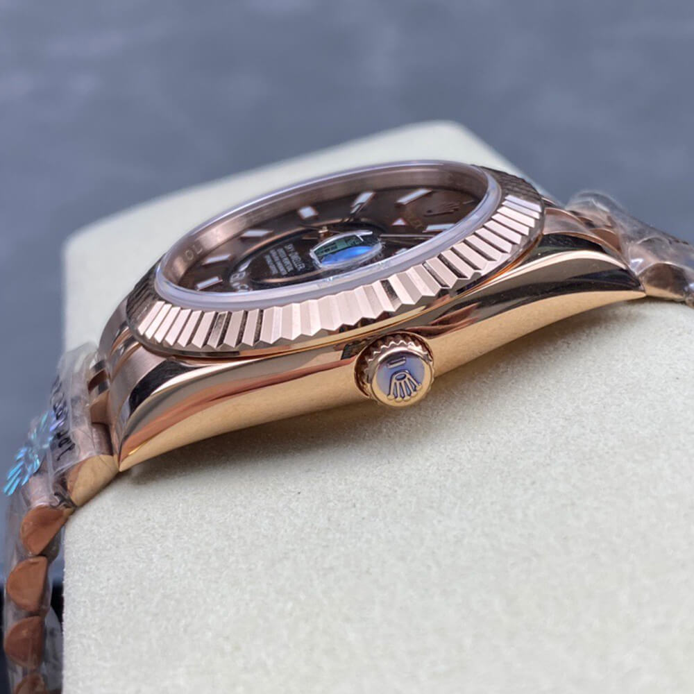 R01ex sky-dweller