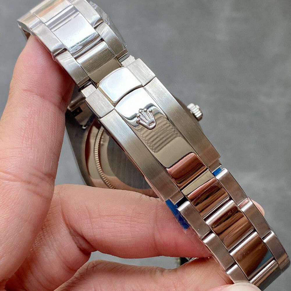 R01ex sky-dweller